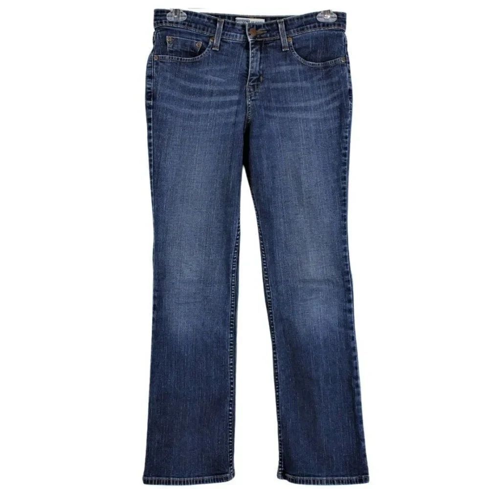 Levi’s Strauss Bootcut Jeans Signature at Waist Medium Wash Women's Size 8 Short
